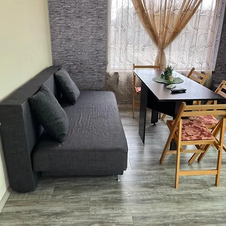 Апартамент двустаен с басейн глобал *